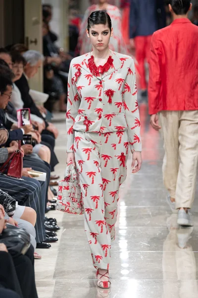Look 104